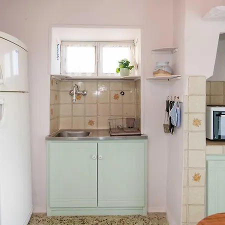 Apartment φώς Lichnaftia